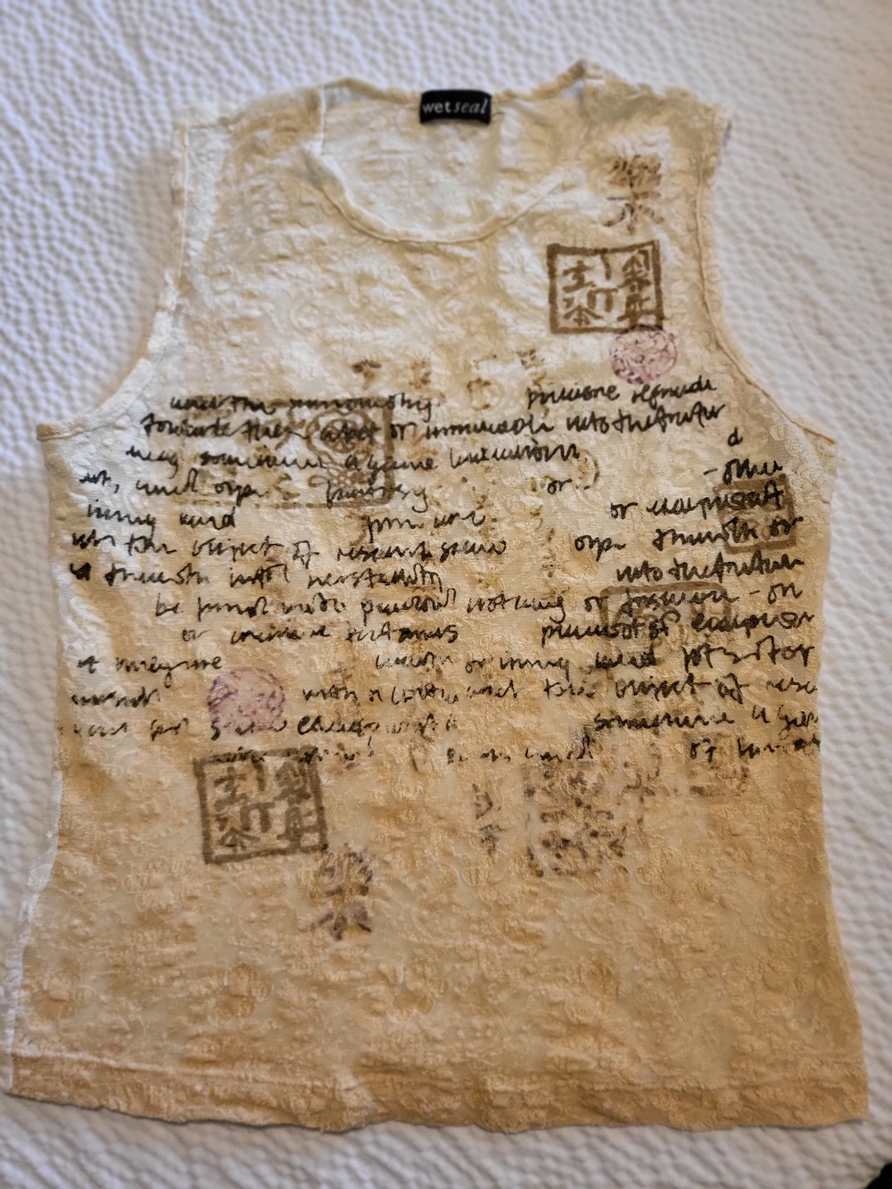 Wet Seal Cream Script-Print Decorative Textile Top